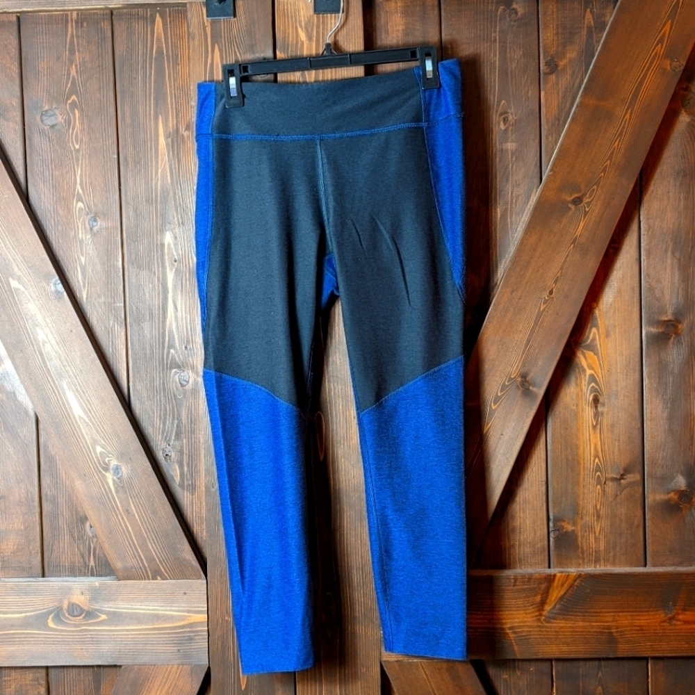 Outdoor Voices Two-Tone Warmup Stretch Crop Workout Legging Blue Gray Size Large